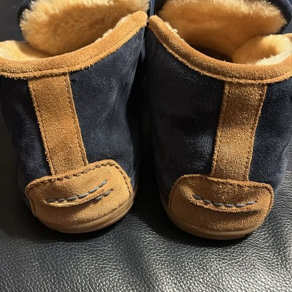 L.L. BEAN Sheepskin Shearling Wicked Good Slippers, Boot Moc - Picture 8 of 11